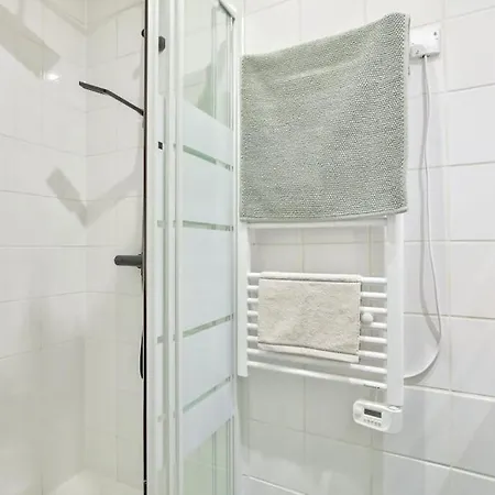 Charmant T2 Proche Du Quartier Des Batignolles パリ