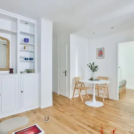 Charmant T2 Proche Du Quartier Des Batignolles アパート