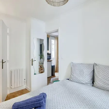 アパート Charmant T2 Proche Du Quartier Des Batignolles パリ
