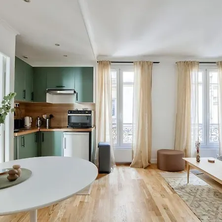 Charmant T2 Proche Du Quartier Des Batignolles アパート